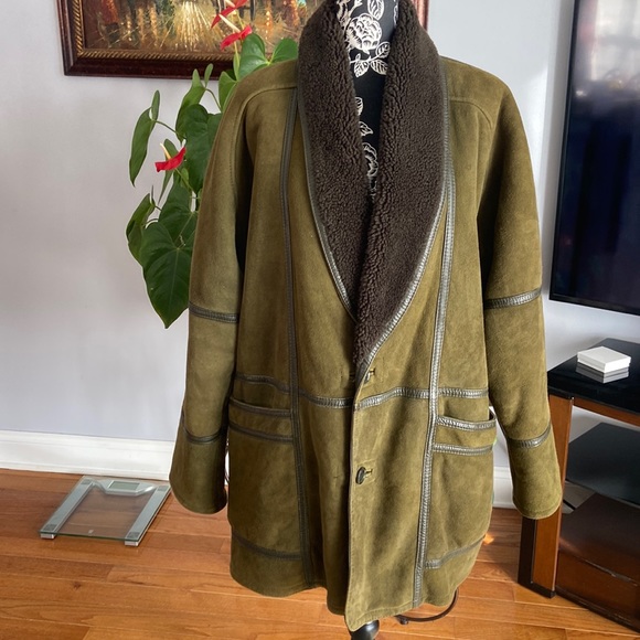 jacket - Picture 2 of 10